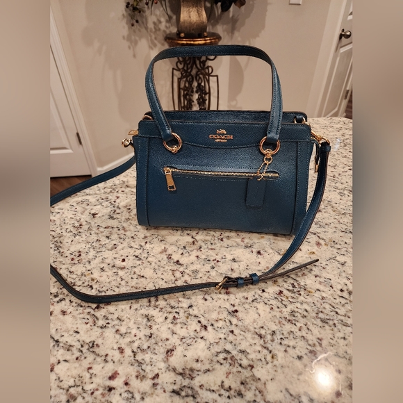 NWT - *AUTHENTIC COACH HANDBAG* - Picture 5 of 13